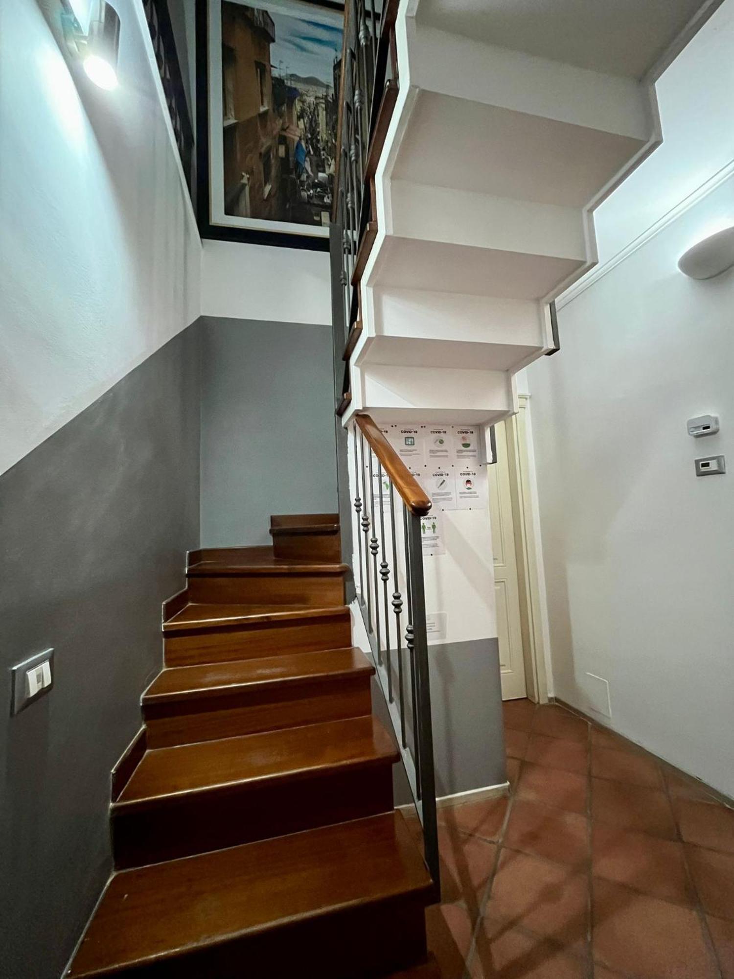 Palazzo Rota Guesthouse Naples Exterior photo